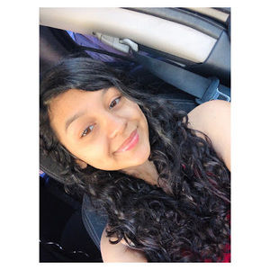 Meet your Posher, Yazbel